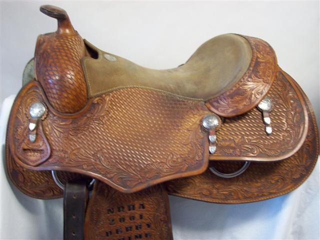 Used Saddle:- Image Number:0
